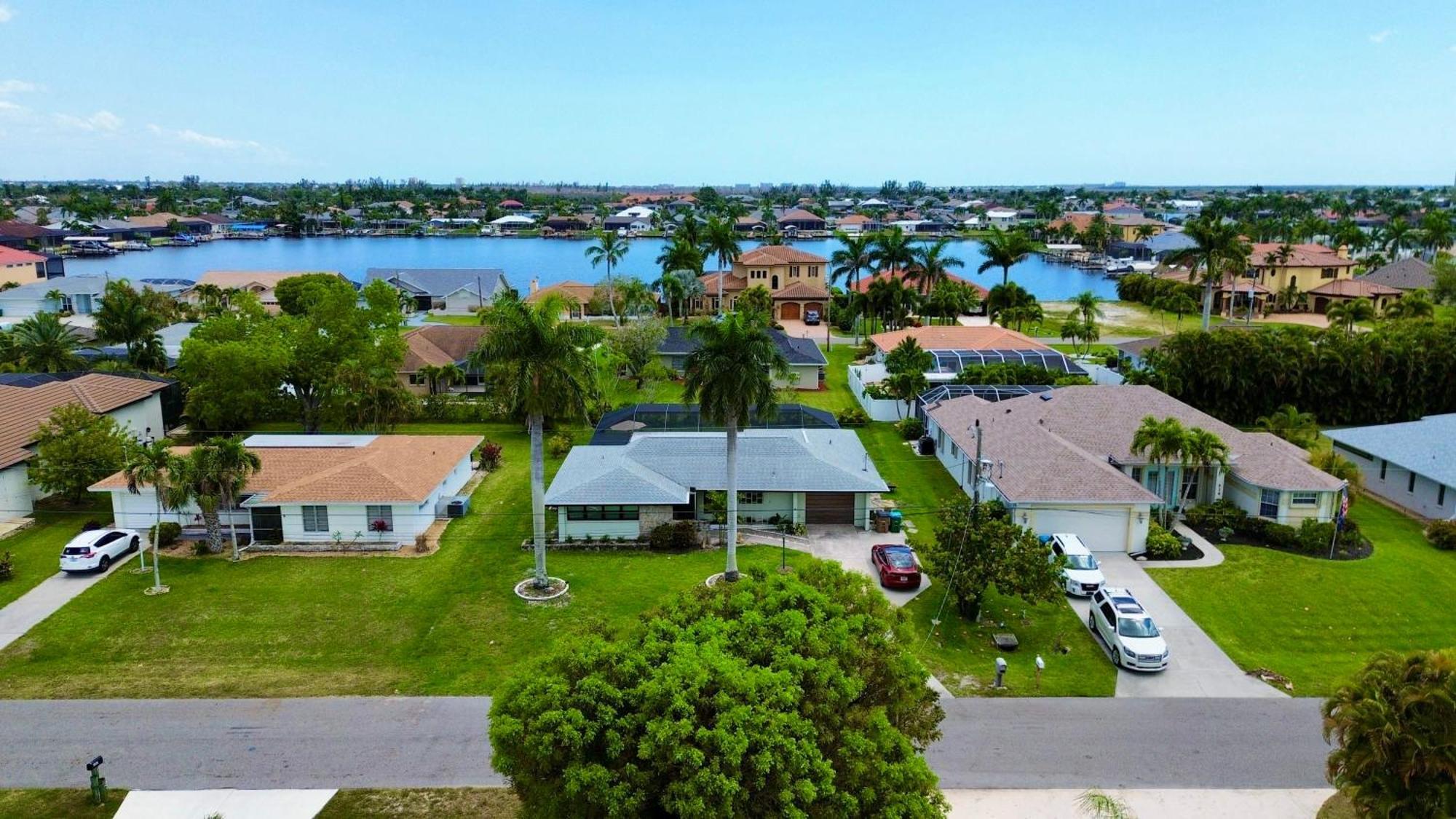 Family Fun-Prime Location Heated Pool Sleeps10 Villa Cape Coral Exterior photo